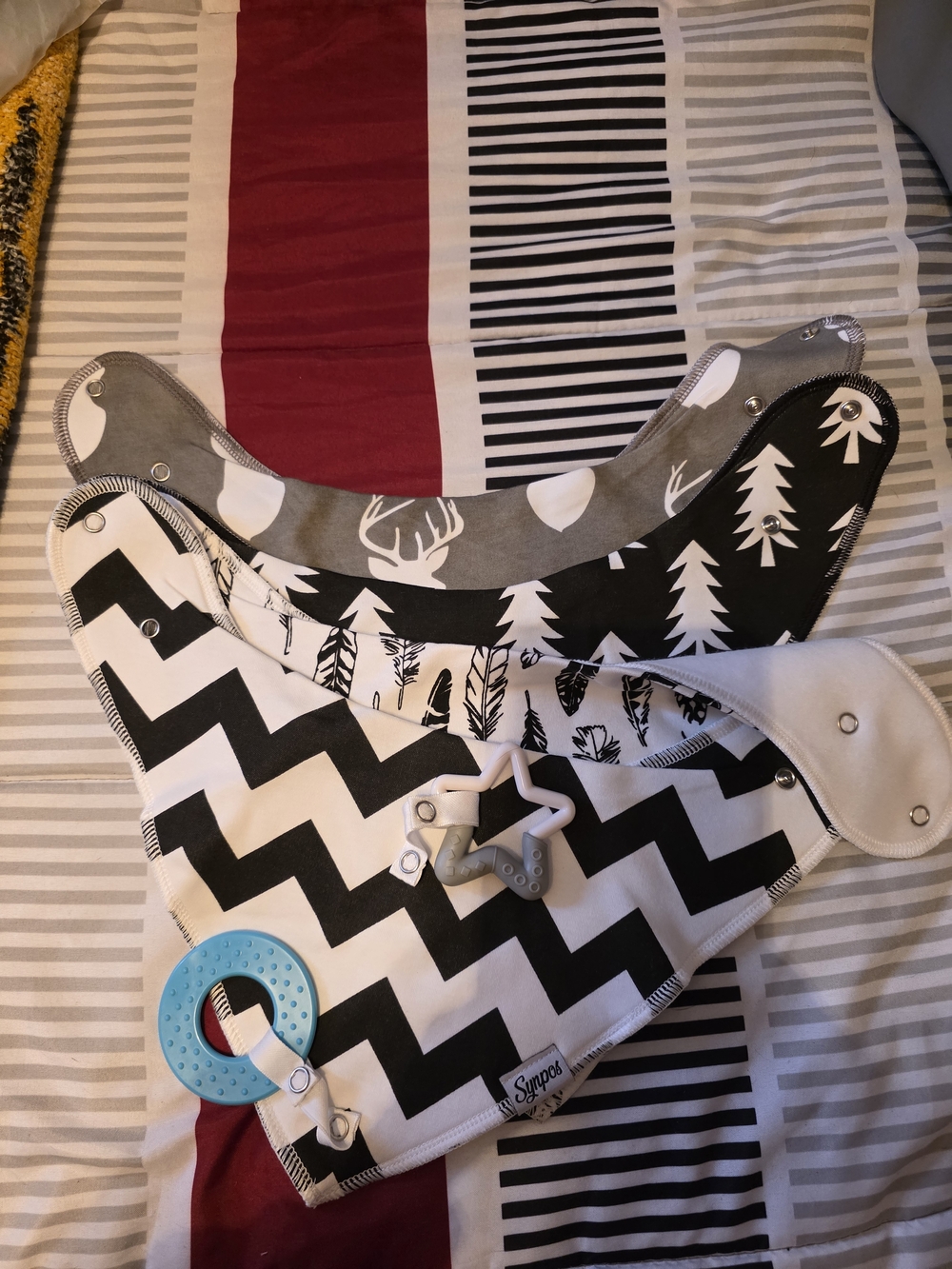 Set Of 4 Neutral Chevron Baby Bandana Drool Bib with Teether - Black & White